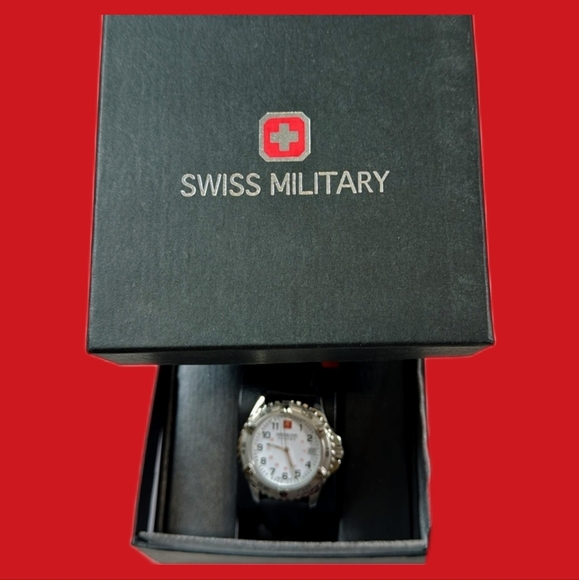 [UNIQUE] Swiss-Military-HANOWA Watch - Picture 3 of 8